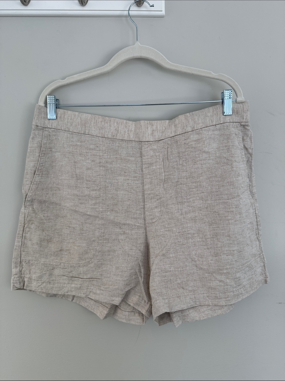 Banana republic women’s Bermuda shorts